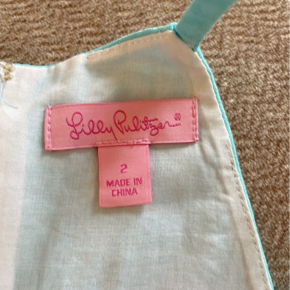 Lilly Pulitzer Magnolia Breakwater Blue w White Embroidery Top. Size 2 - Picture 4 of 7